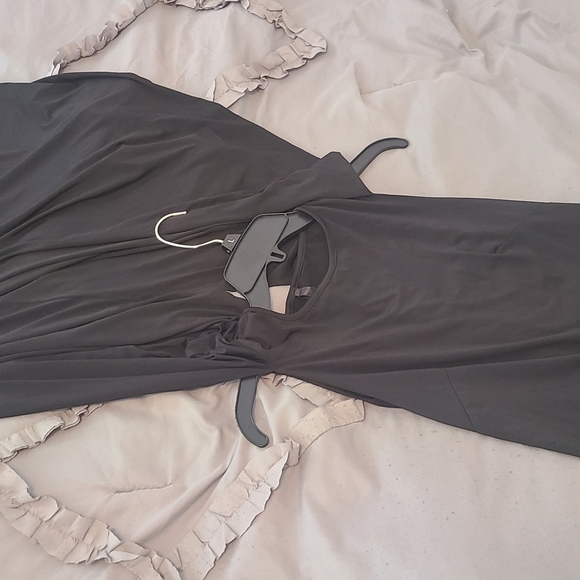 Caped Body Con Bodysuit - Picture 2 of 4